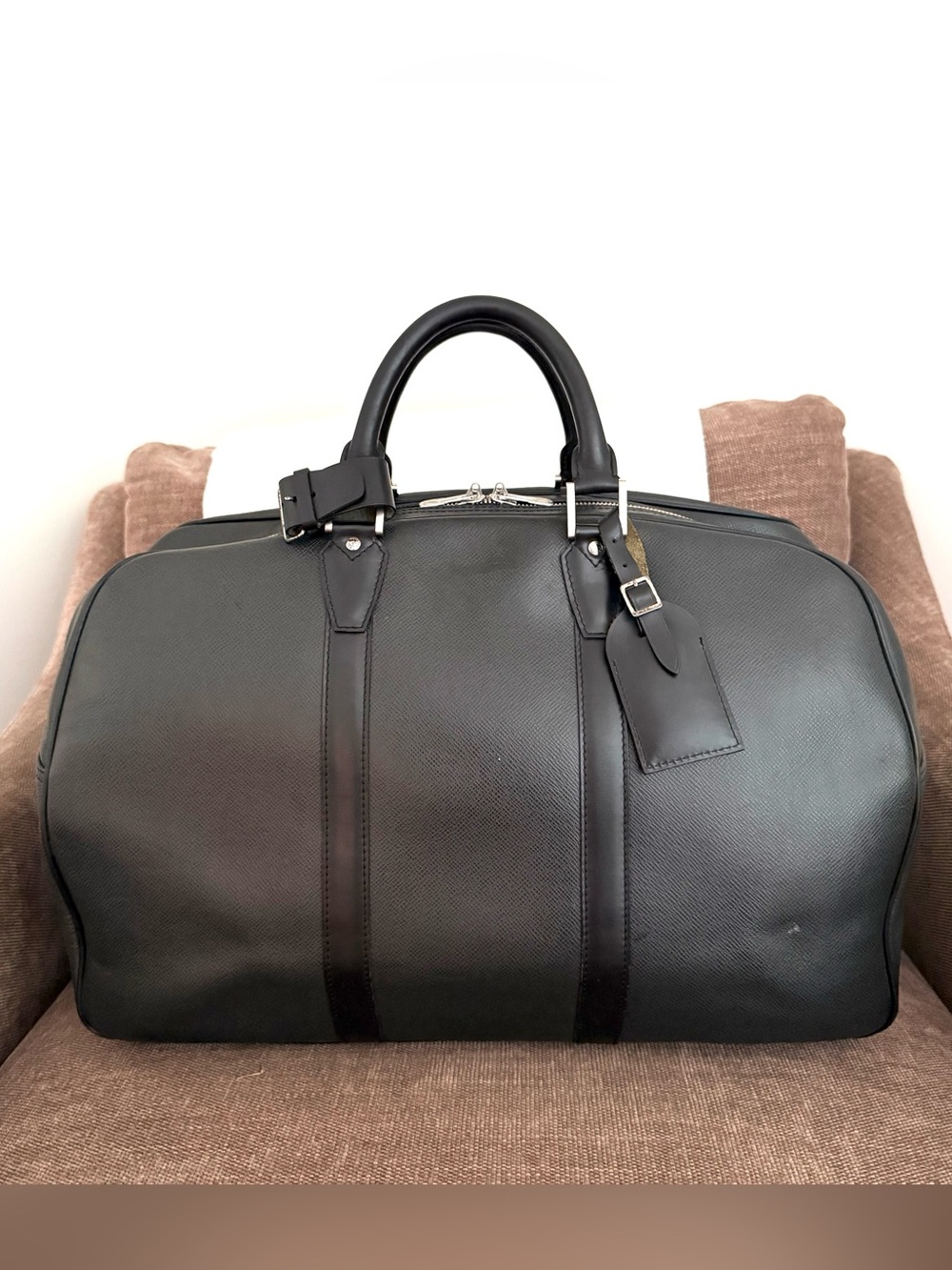 Authentic LOUIS VUITTON Taiga Kendall PM unisex travel bag M30122 LV black - Picture 2 of 15